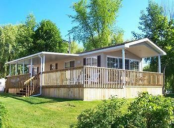 Great Blue Resorts - Cherry Beach Resort Cherry Valley Экстерьер фото